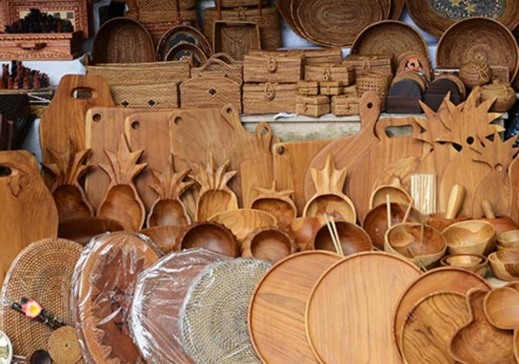 خرید صنایع دستی چوبی در رشت